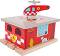 Дървена пожарна станция с хеликоптер Bigjigs Toys - За влакова композиция от серията Rail - играчка
