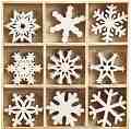 Дървени фигурки - Снежинки - Комплект от 45 броя в кутия - 
