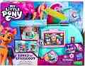    - Hasbro -  ,     - 