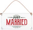 Табелка - поздравителна картичка : Just Married - 