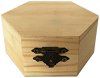 Дървена кутия със закопчалка New Art - 10 / 6.5 / 10 cm - 