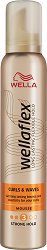Wellaflex Curls and Waves Strong Hold Mousse - 