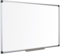 Магнитна бяла дъска - Комплект с поставка за маркери и крепежни елементи