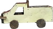 Дървена кашпа камионче