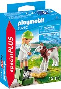 Фигурка - Playmobil Ветеринар с теле - 