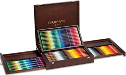 Цветни моливи в дървена кутия Caran d'Ache