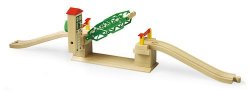 Дървен мост с подвижна платформа Brio  - играчка