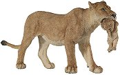Фигурка на лъвица с малко лъвче Papo - фигура